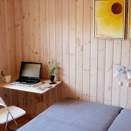 Four-bedroom In 4 Holiday home *