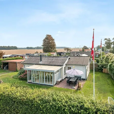 Four-bedroom In 4 *