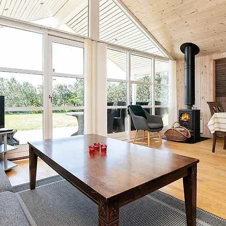 Four-bedroom In 4