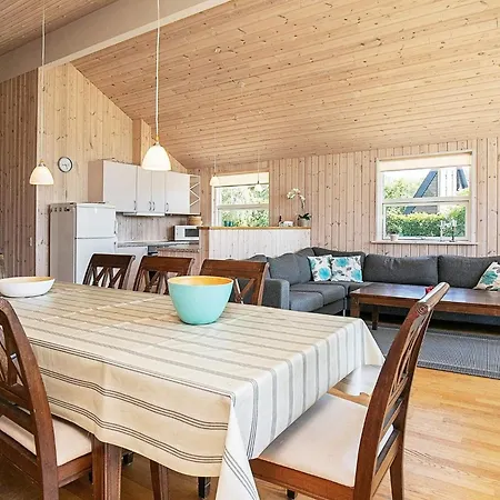 Four-bedroom In 4 Dannemare